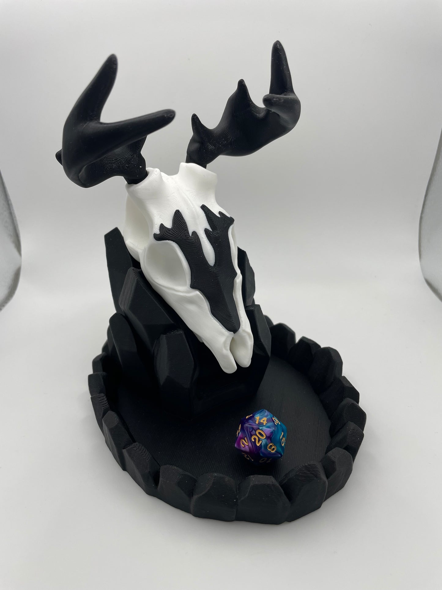 3D Printed Deer Skull Dice Tower
