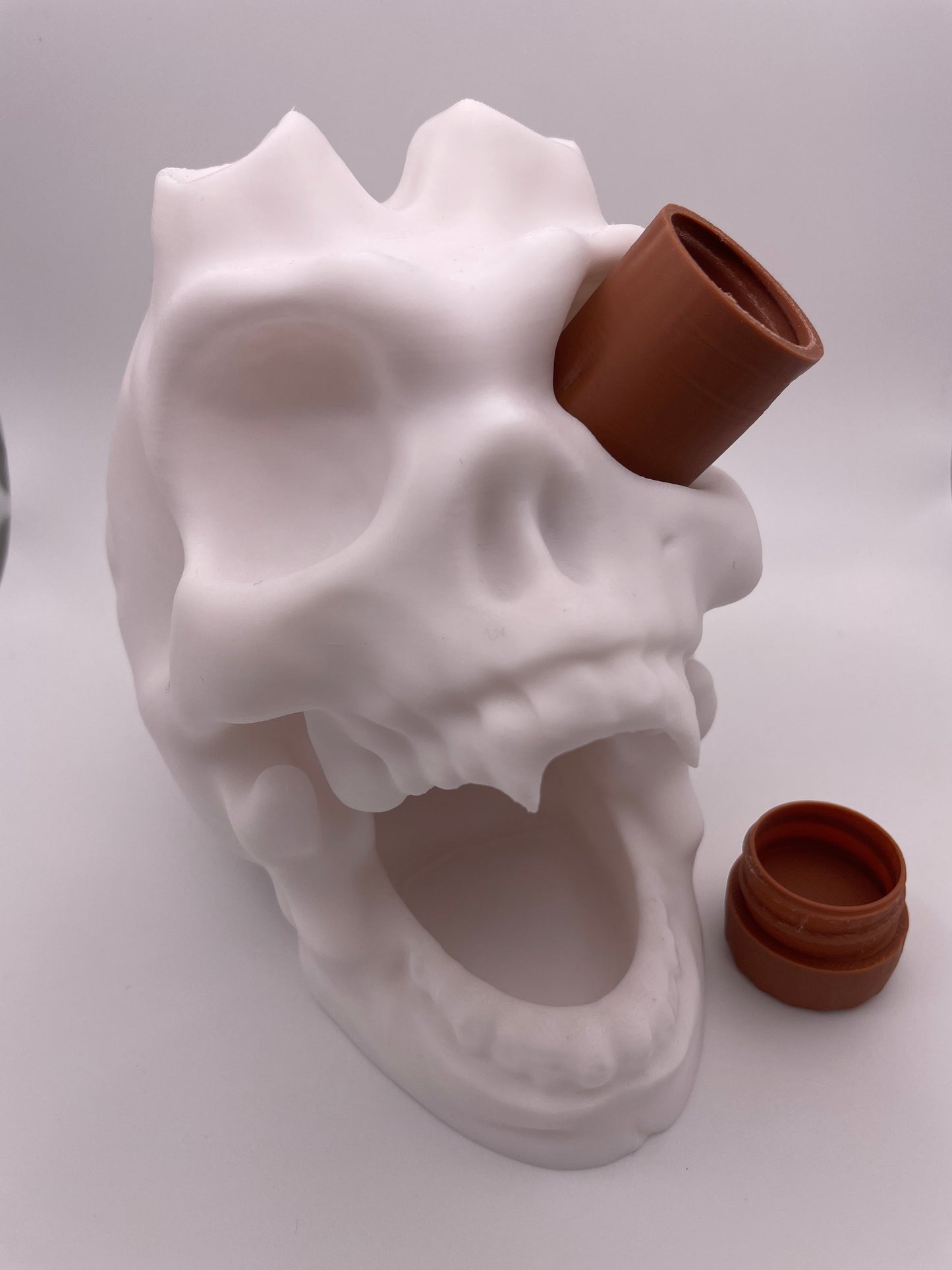 3D Printed Horned Skull Dice Tower