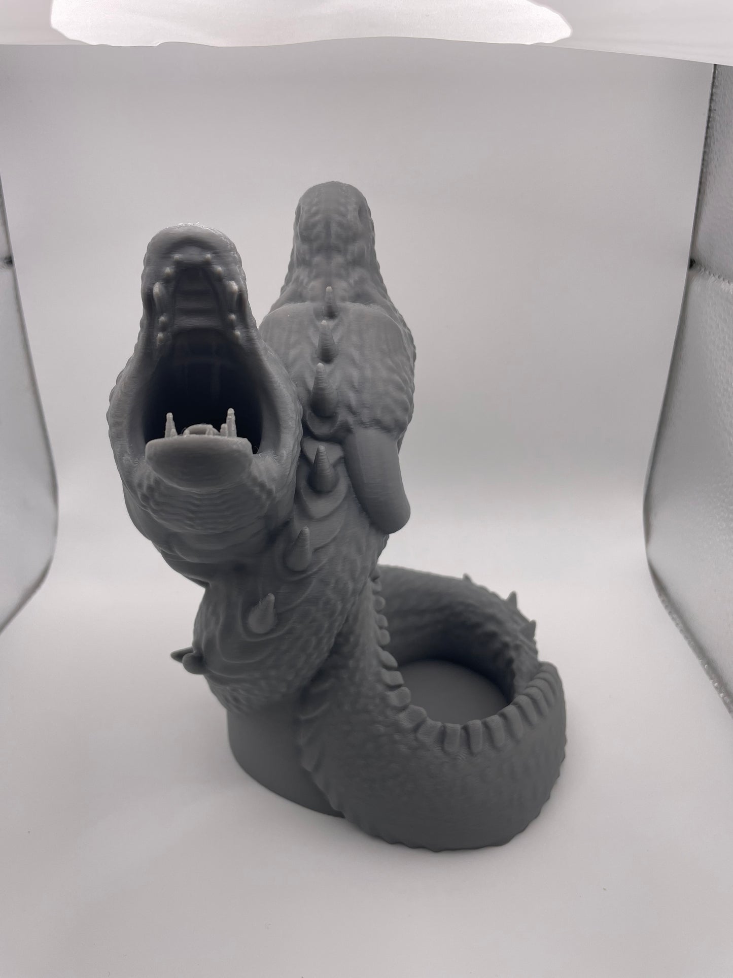 3D Printed Double Dragon Dice Tower