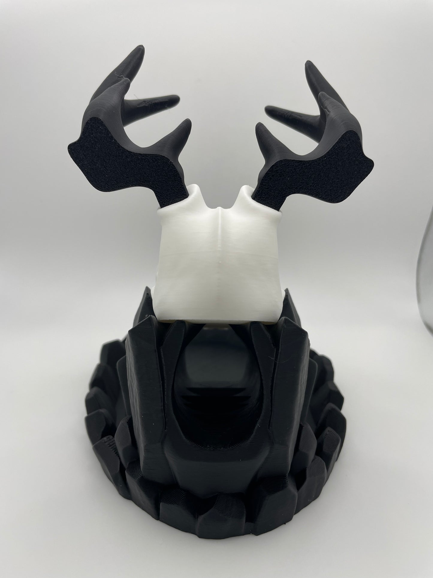 3D Printed Deer Skull Dice Tower