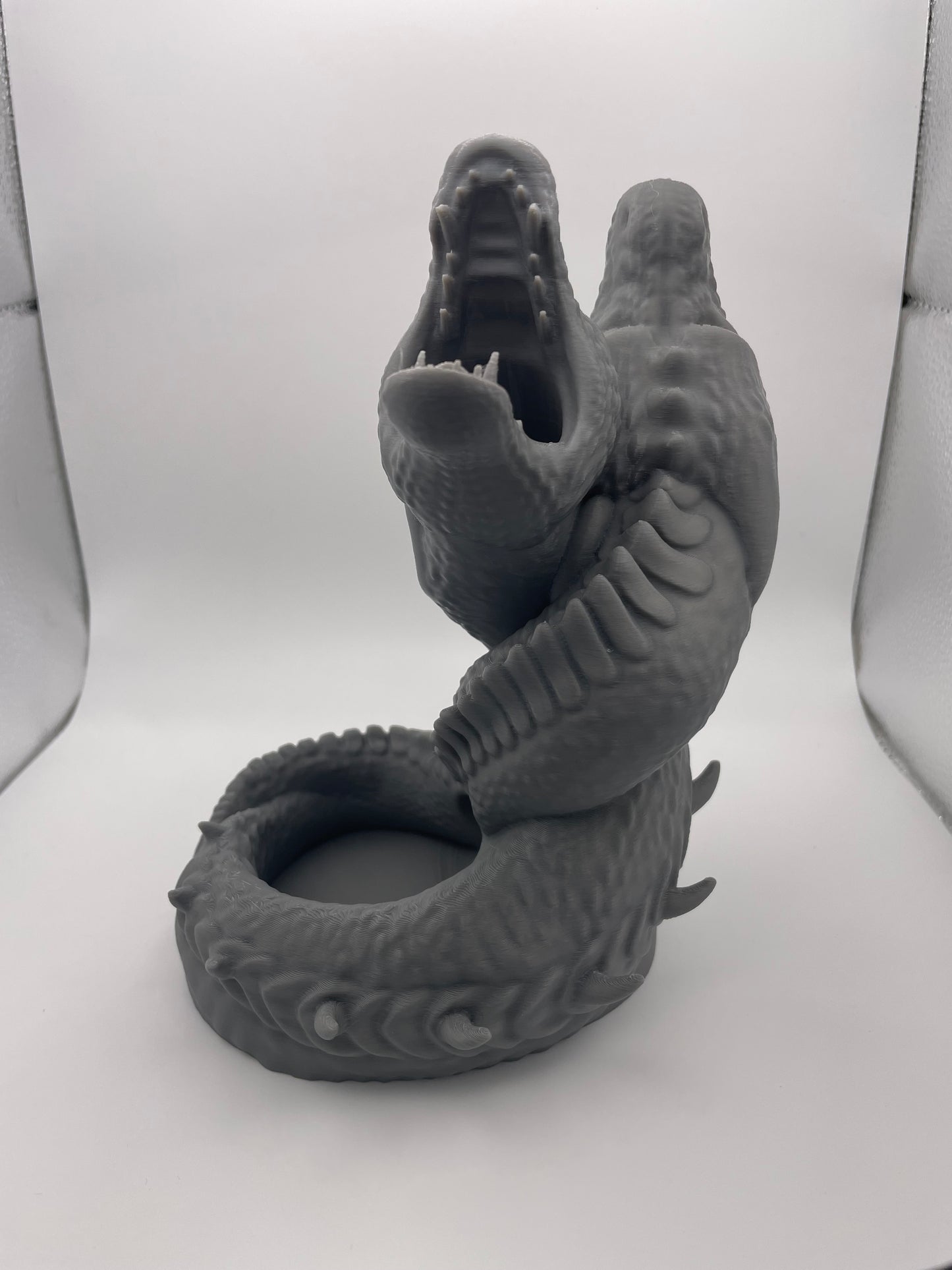 3D Printed Double Dragon Dice Tower